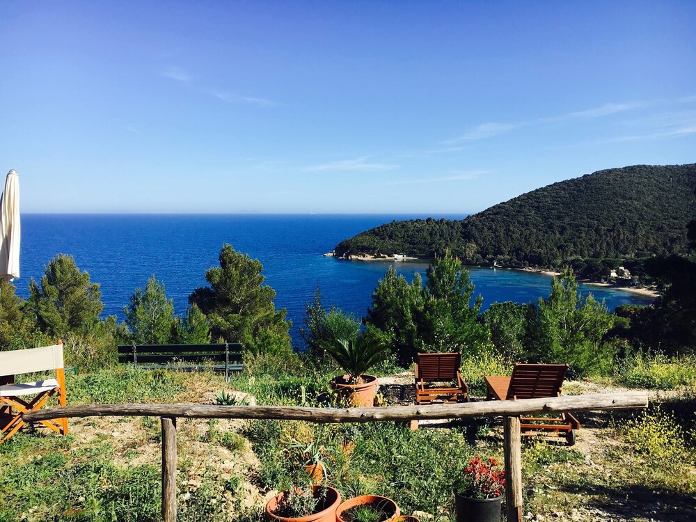 B B La Collina Sul Mare In Campo Nell Elba Hotels Com