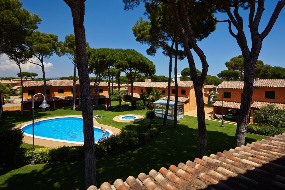 Book Casas Golf Relax In Pals Hotels Com