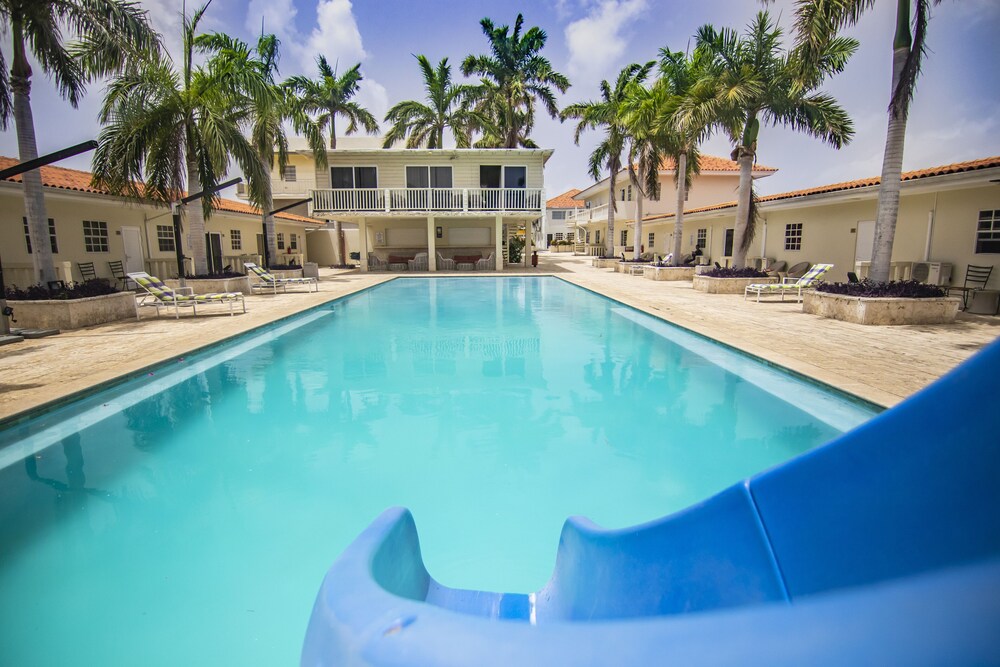 古拉索萨瓦纳度假村