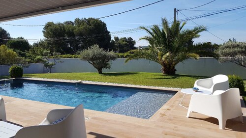 Top Hotels In La Fare Les Oliviers France Cancel Free On Most Hotels Hotels Com