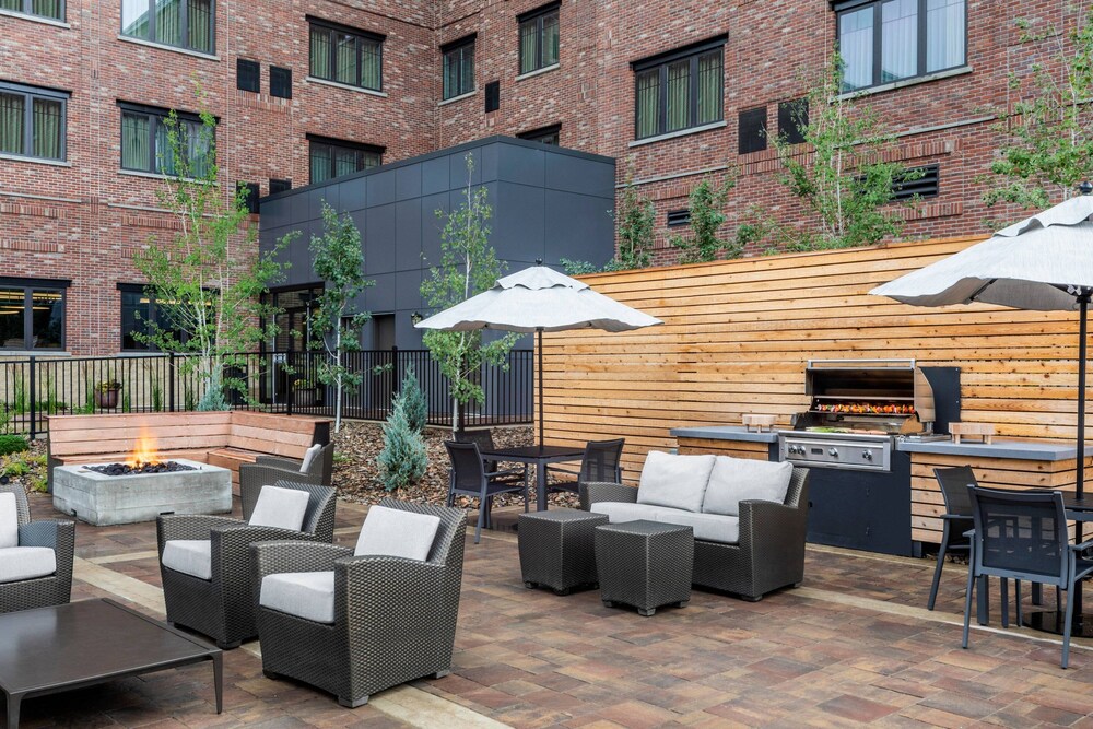 Book Residence Inn By Marriott Big Sky The Wilson Hotel In Big Sky Hotels Com