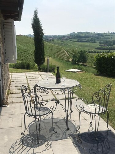 モンテグロッソ ダスティ のホテル 宿泊予約 格安ホテル予約 最安値検索 ホテルズドットコム 多数の宿泊施設のキャンセル無料