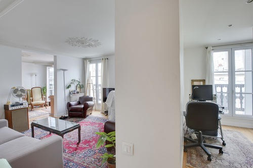 Apartment For 5 Place Des Vosges Paris Hotels Com