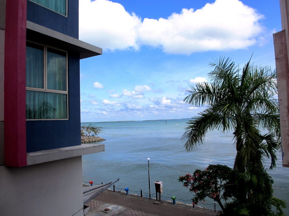 Book Sandakan Backpackers Hostel in Sandakan  Hotels.com