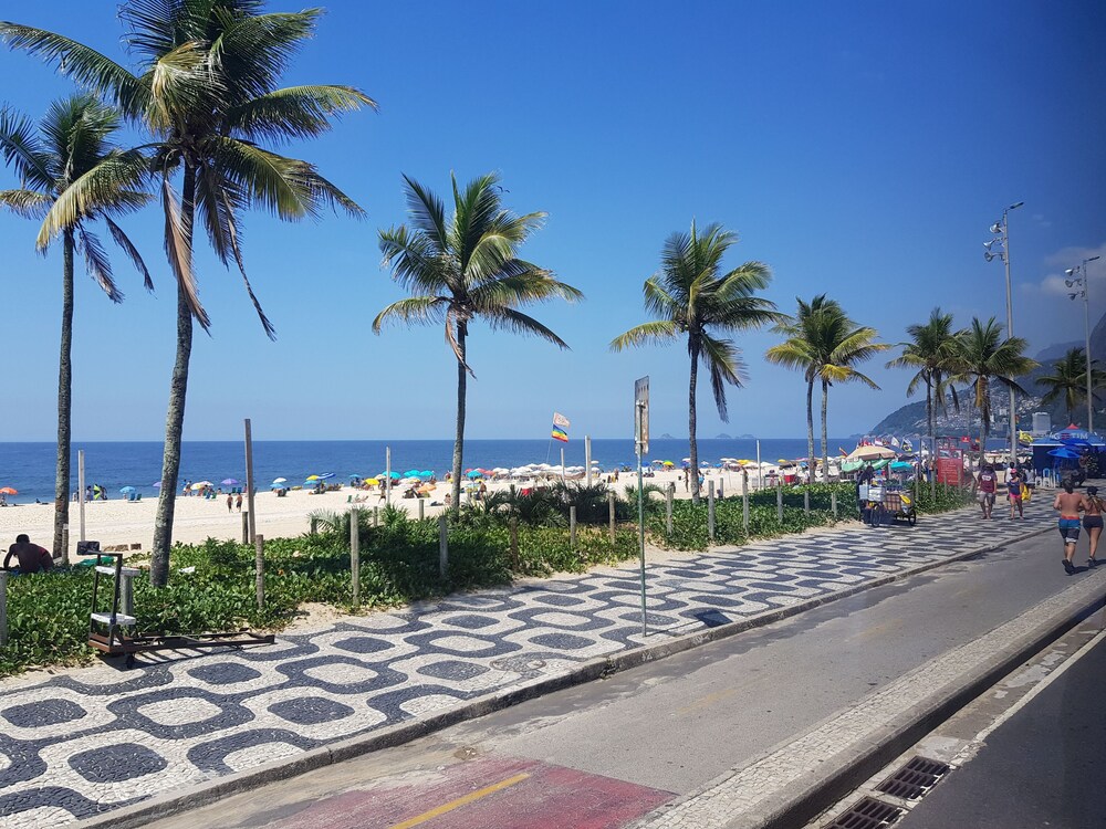 ipanema and copacabana with portal 24h - 300m from ipanema beach