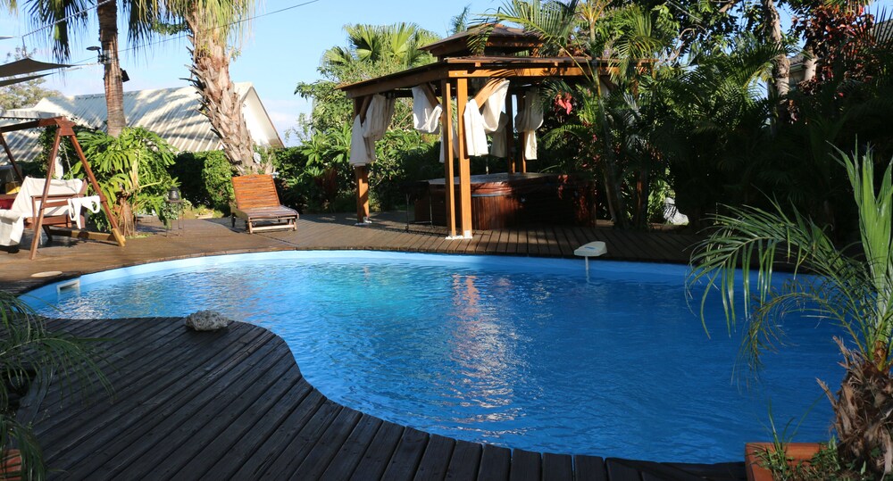 ラ リアネ デ ジェイド サン ポール の宿泊予約 ホテルズドットコム