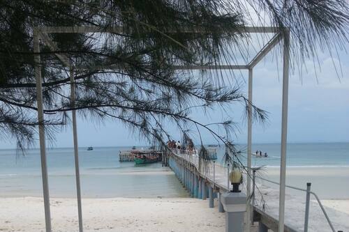 キングダム カンボジア リゾート ホテル コー ロン コー ロン の宿泊予約 ホテルズドットコム キングダム カンボジア リゾート ホテル コー ロン コー ロン の宿泊予約 ホテルズドットコム