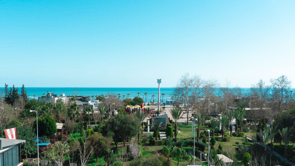 Book Mic Royal Hotel In Konyaalti Hotels Com