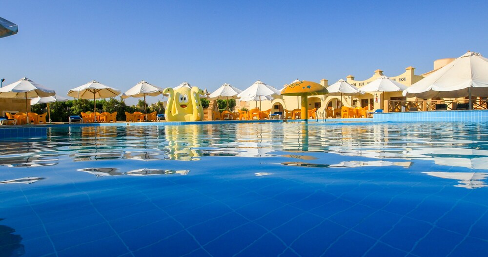Book Green Leaves Aqua Park Beach Resort North Coast In Al Hammam Hotels Com