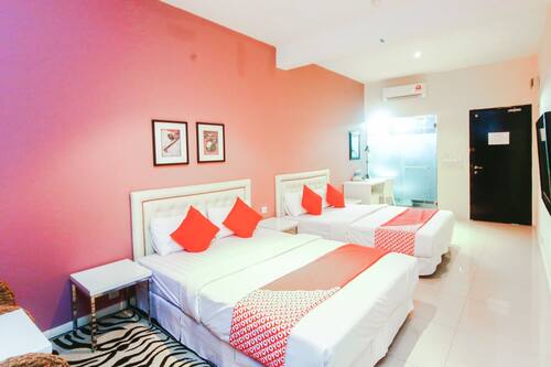 Book Oyo 777 Epal Hotel In Kota Kinabalu Hotels Com