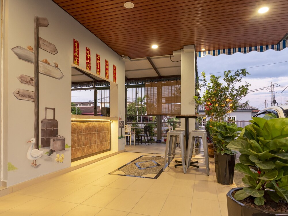 Oyo 778 Bmw 2 飯店 住宿預訂優惠及飯店資訊 Hotels Com
