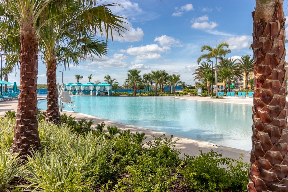 Margaritaville Cottages Orlando by VStays, Kissimmee Info, Photos