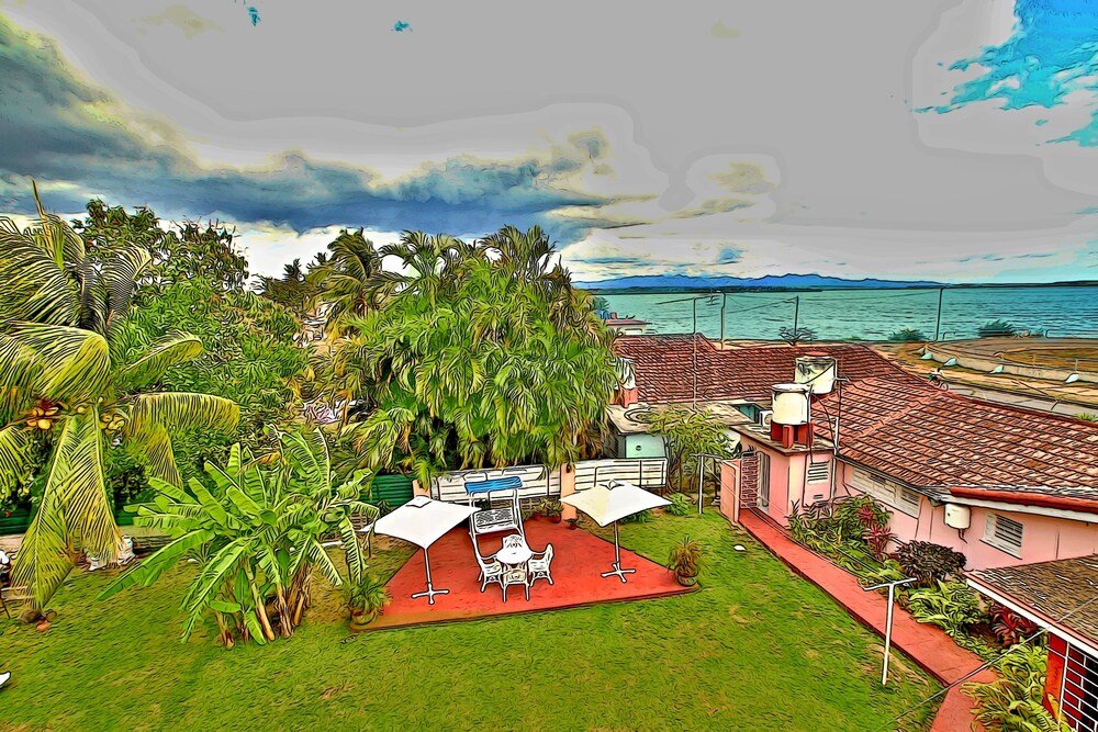 Book Casa Carlos Y Ana Maria In Cienfuegos Hotels Com