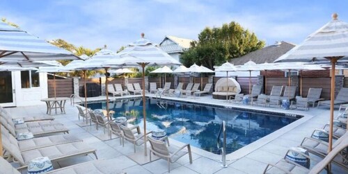 Book Donna S Escape In Tybee Island Hotels Com