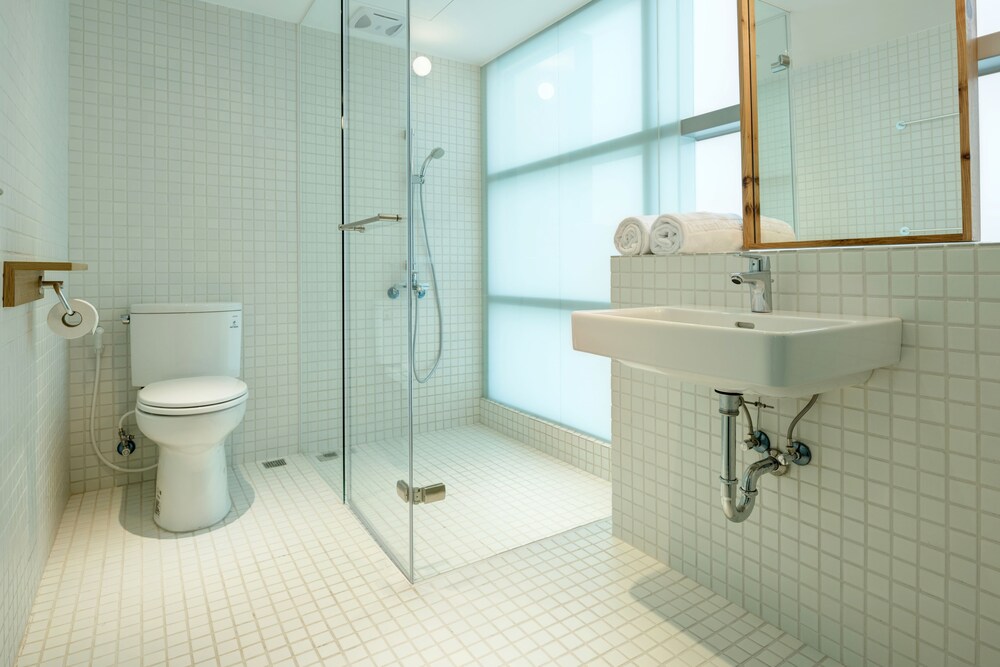 路得行旅國際青年旅館台中站前館 住宿預訂優惠及飯店資訊 Hotels Com