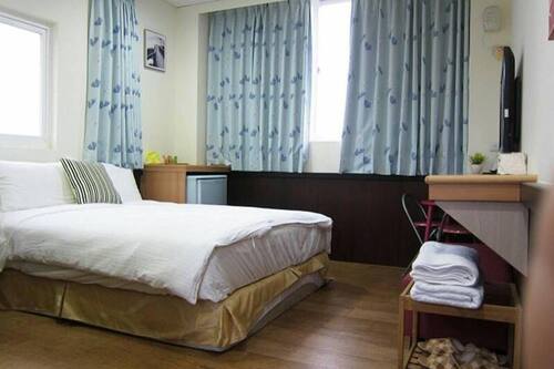 福爾摩沙帆船民宿 住宿預訂優惠及飯店資訊 Hotels Com