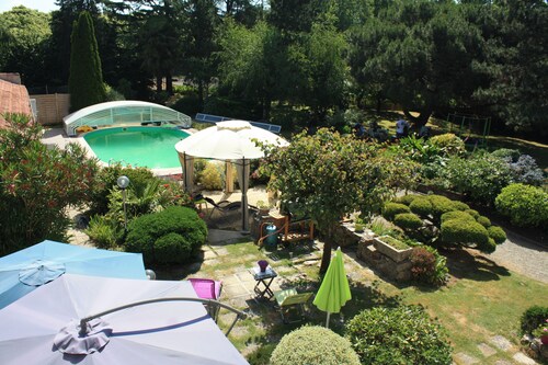 Top Hotels In Le Poire Sur Vie France Cancel Free On Most Hotels Hotels Com