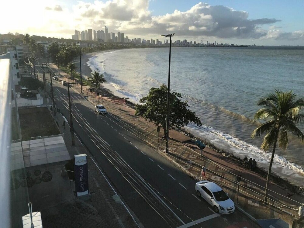 flat beira mar blue sunset