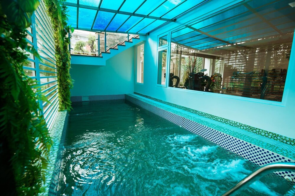 雪苏翁别墅酒店