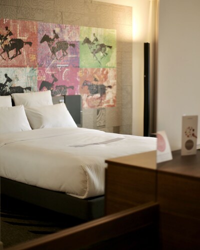 ビシケク スパルタク スタジアム 周辺のホテル 宿泊予約 格安ホテル予約 最安値検索 ホテルズドットコム