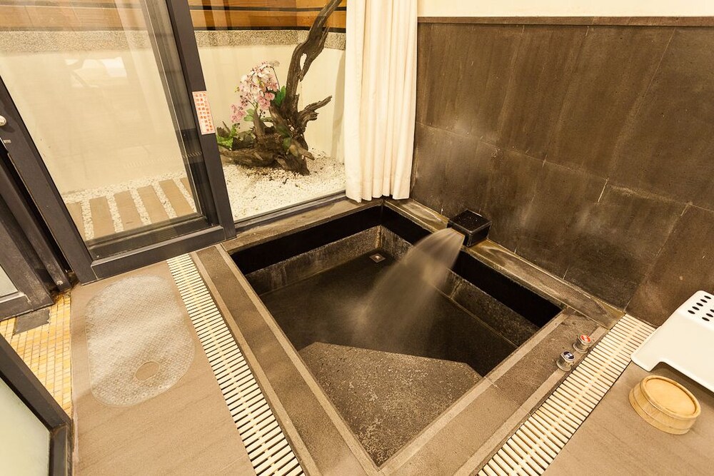 東遊季溫泉渡假村 禪園蜜月湯屋雙人房 - 浴室