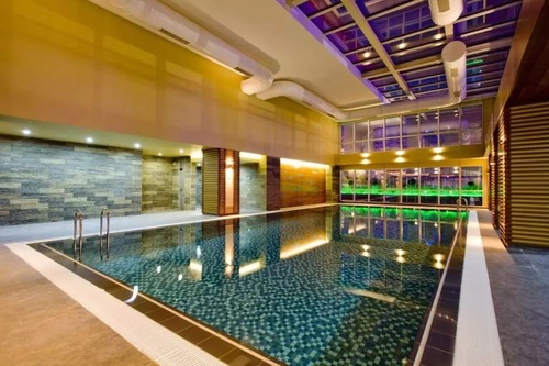 Havuz Sheraton Grand Istanbul Atasehir Resmi Tripadvisor