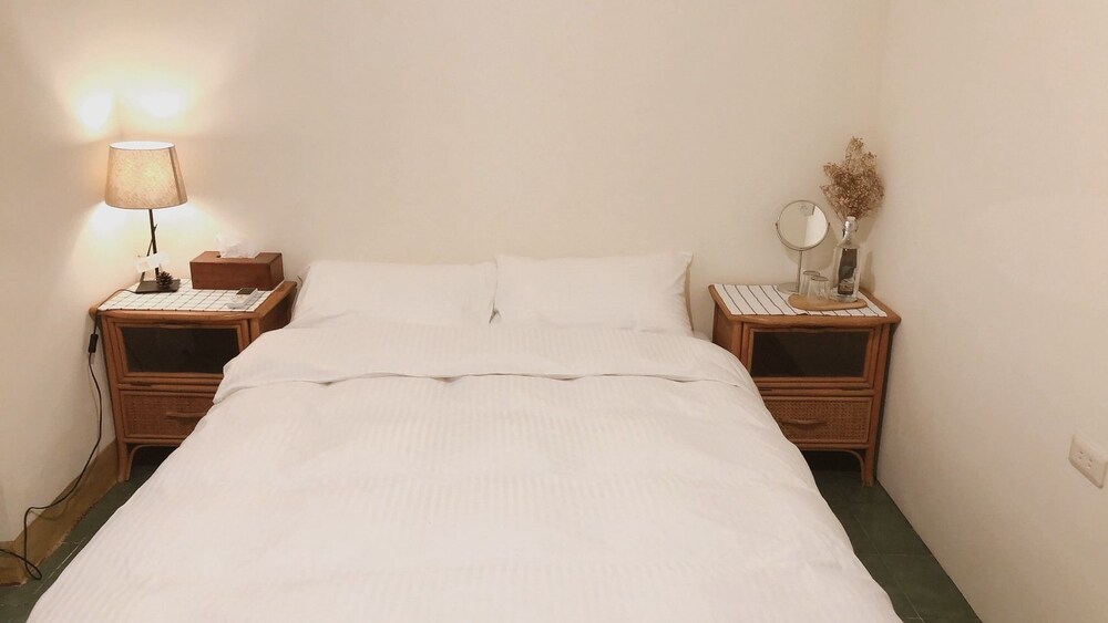 留小燈藝術眷村民宿 住宿預訂優惠及飯店資訊 Hotels Com