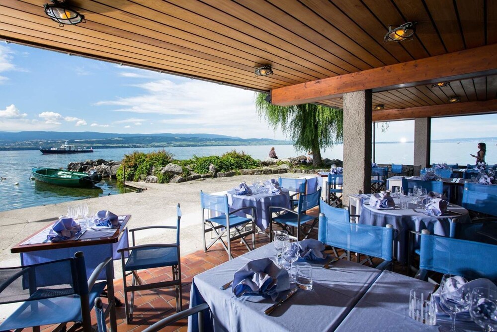 book hotel restaurant du port in yvoire hotels com
