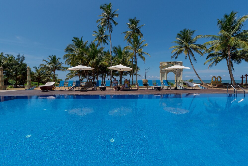 Book Seagate Hotel in Kalutara