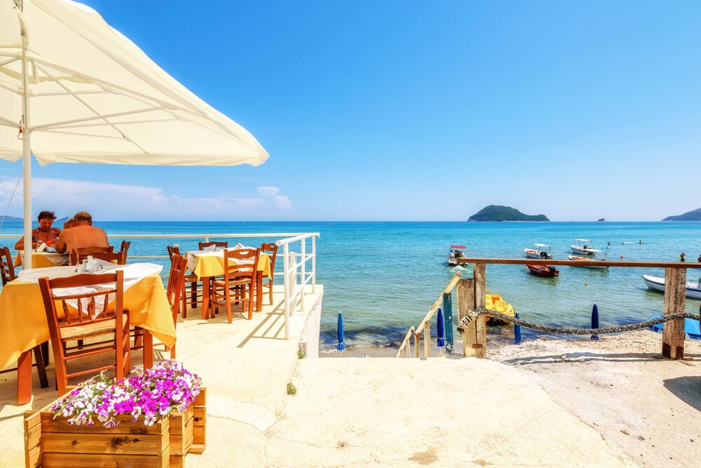 blue horizon studios zakynthos