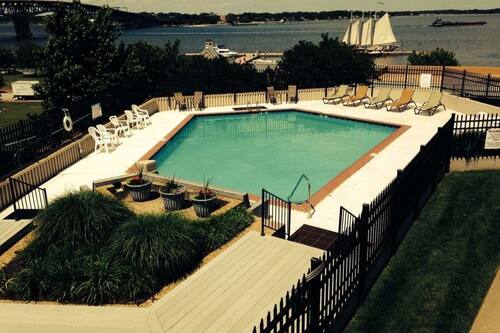 Book The Duke Of York In Yorktown Hotels Book The Duke Of York In Yorktown