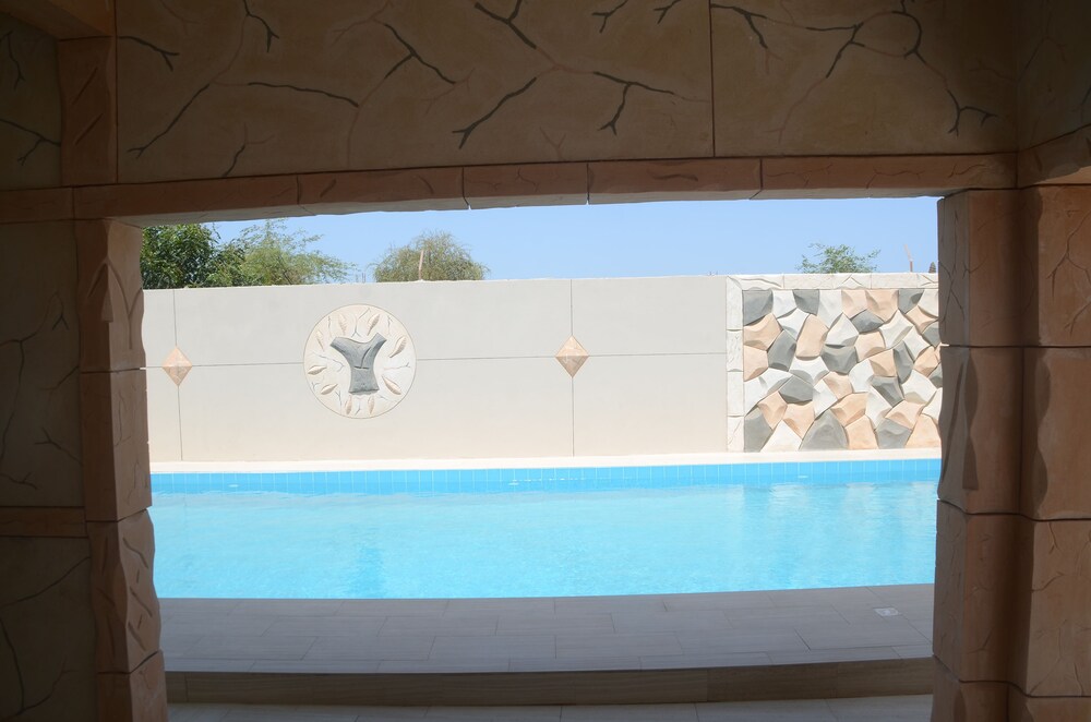 Appart Hotel La Perle St Louis Senegal St Louis Hotel Discounts Hotels Com