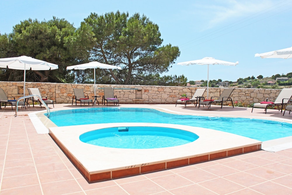 vivian hotel zante reviews