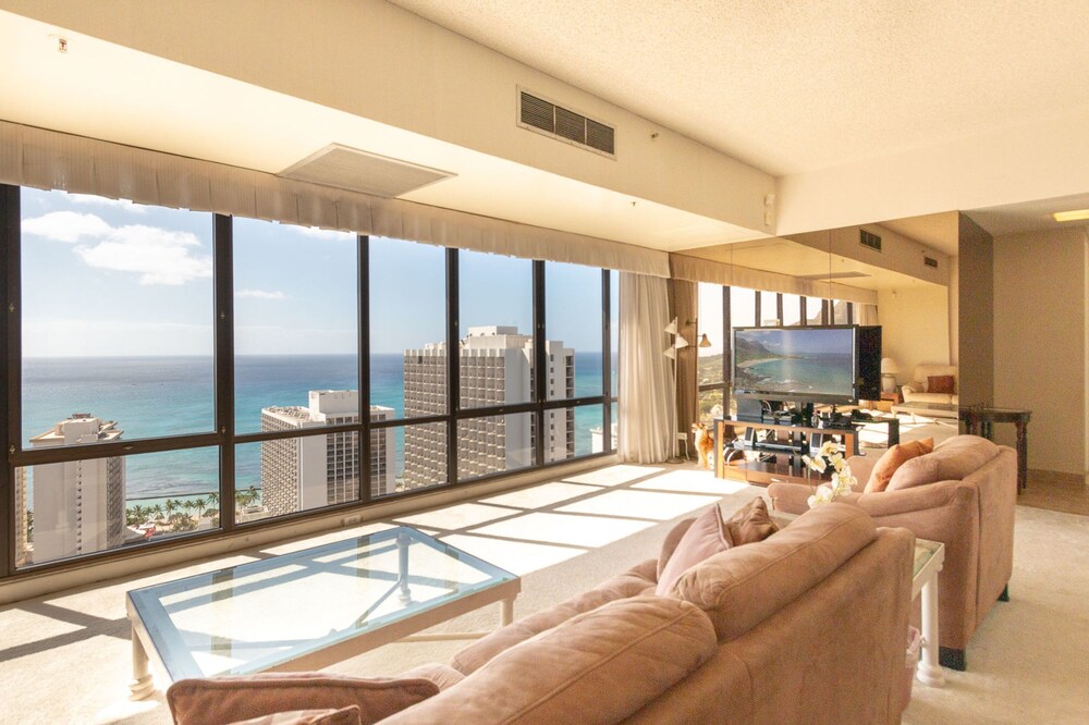 ワイキキ サンセット ペントハウス スイート 3806 ホノルル の宿泊予約 ホテルズドットコム