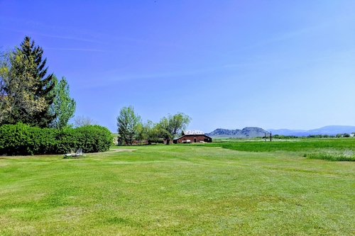 Book Oddfellow Inn Farm In Helena Hotels Com