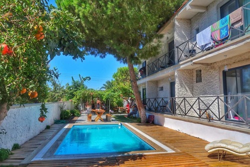 Book Ihlamur Alacati Butik Otel In Cesme Hotels Com