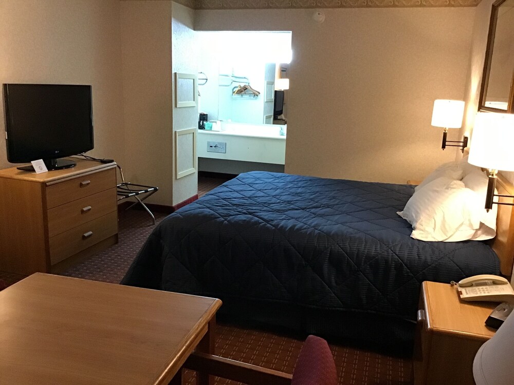 hotels in brandon ms 39042
