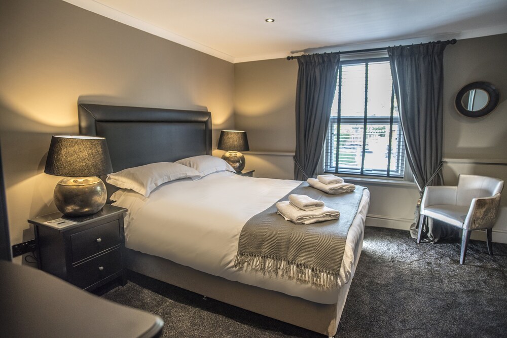 N Ista Boutique Rooms Birkdale Southport Southport Hotels Com