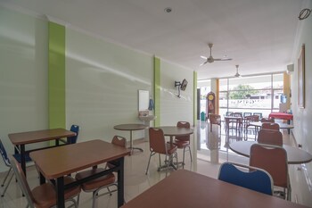 Hình ảnh RedDoorz Syariah @ Gatot Subroto Lampung tại Bandar Lampung