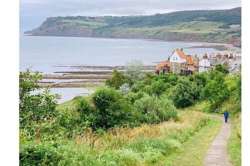 Raven House Whitby Info Photos Reviews Book At Hotels Com Raven House Whitby Info Photos Reviews Book At Hotels Com