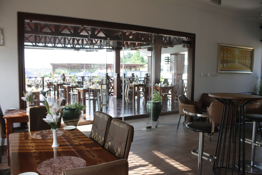 Book Grace Garden Hotel In Sekondi Takoradi Hotels Com