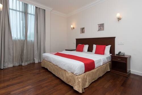 Book OYO 1108 Bundusan Hotel in Donggongon Hotels.com