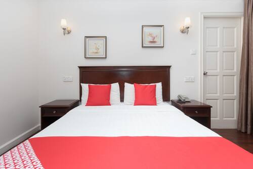 Book OYO 1108 Bundusan Hotel in Donggongon Hotels.com