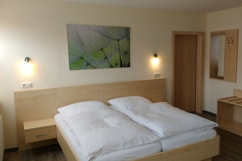Landgasthaus Zur Brucke Hann Muenden Germany Hann Muenden Hotel Discounts Hotels Com