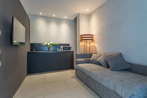 book fauno urban resort in rome hotels com