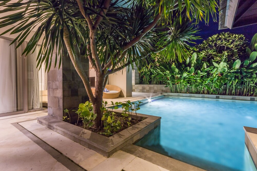 ヴィラ ニア リンバ ジンバラン バリ バイ アヤナ レジデンス ジンバラン の宿泊予約 ホテルズドットコム