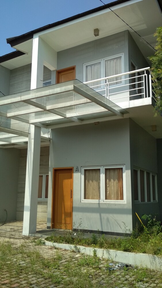 Book De Sutami Pasteur Villa By Houseinbandung In Bandung Hotels Com