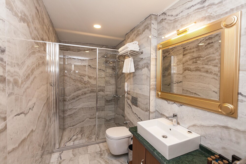 Meserret Palace Hotel Istanbul