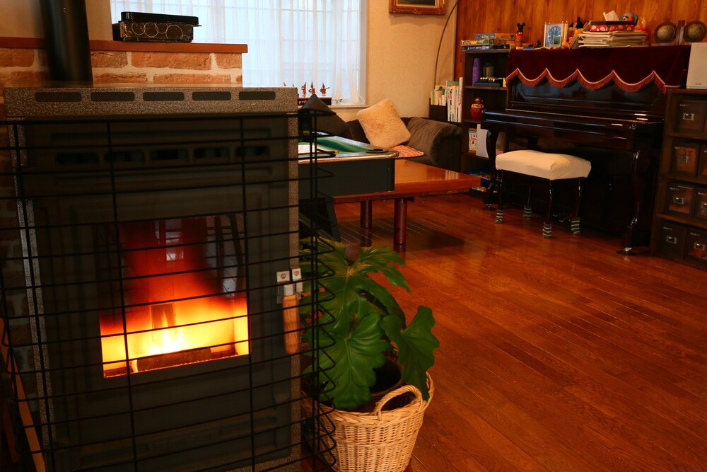 ペンション シルバースプレイ 山中湖 の宿泊予約 ホテルズドットコム