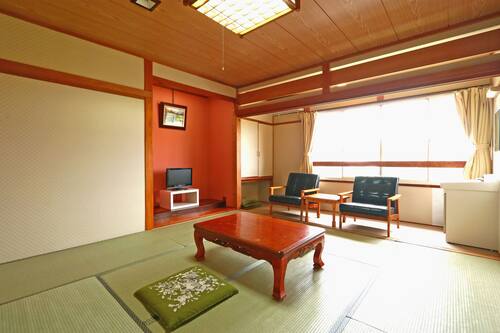 ペンション シルバースプレイ 山中湖 の宿泊予約 ホテルズドットコム ペンション シルバースプレイ 山中湖 の宿泊予約 ホテルズドットコム